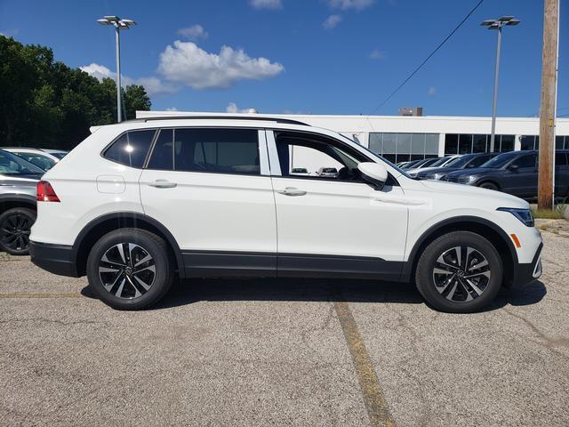 new 2024 Volkswagen Tiguan car, priced at $29,944