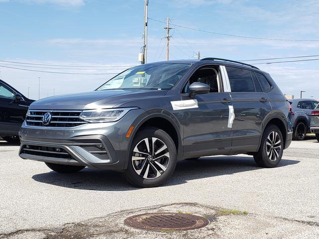 new 2024 Volkswagen Tiguan car, priced at $29,944