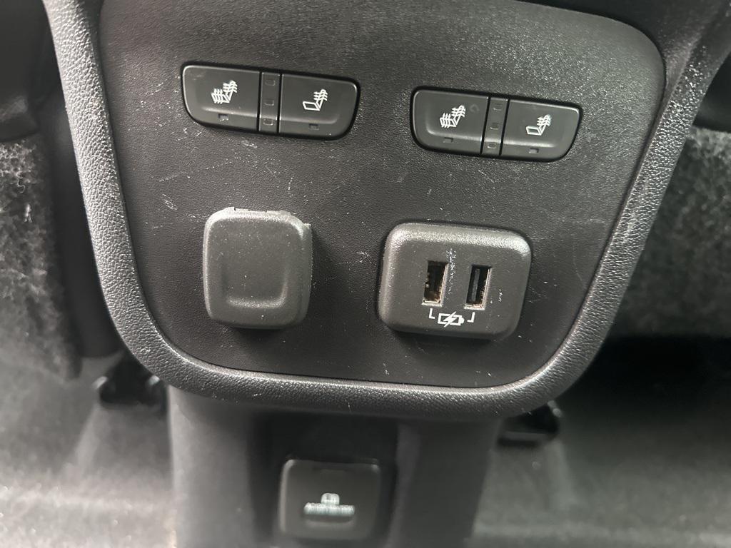 used 2018 Chevrolet Equinox car, priced at $13,800