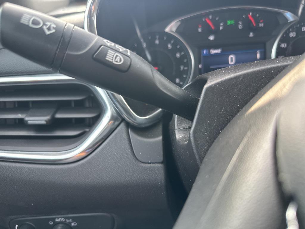 used 2024 Chevrolet Equinox car, priced at $19,300