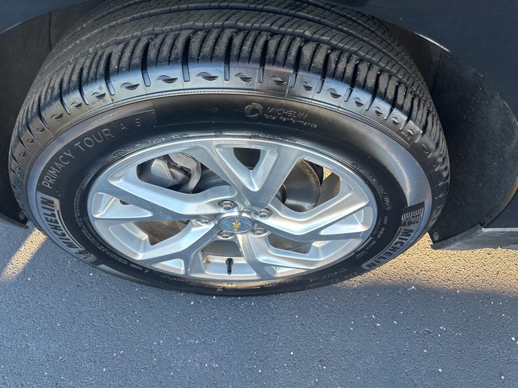 used 2020 Chevrolet Equinox car, priced at $16,995