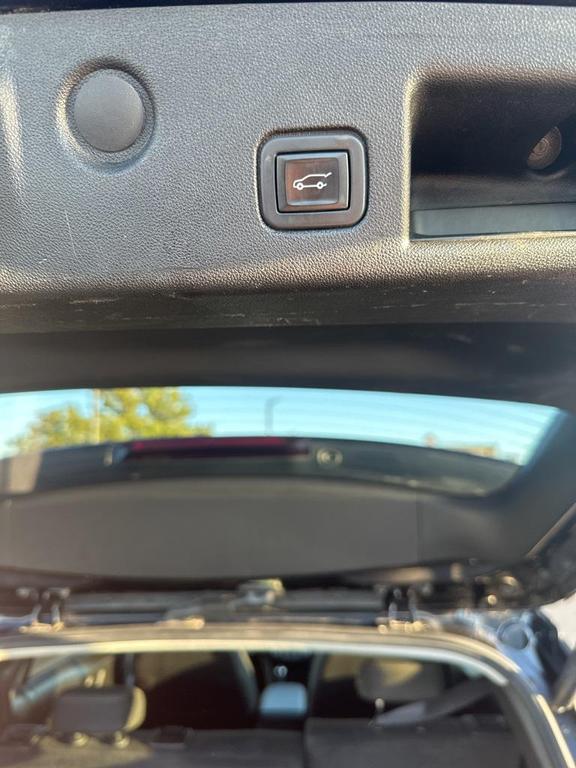 used 2020 Chevrolet Equinox car, priced at $16,995