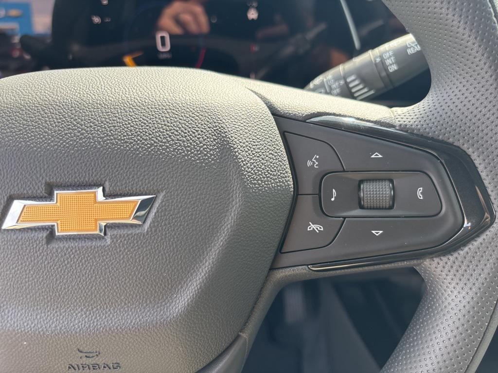 new 2025 Chevrolet Trax car, priced at $23,718