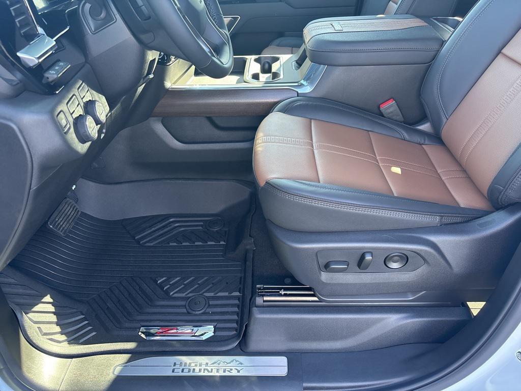 new 2026 Chevrolet Silverado 2500 car, priced at $85,973