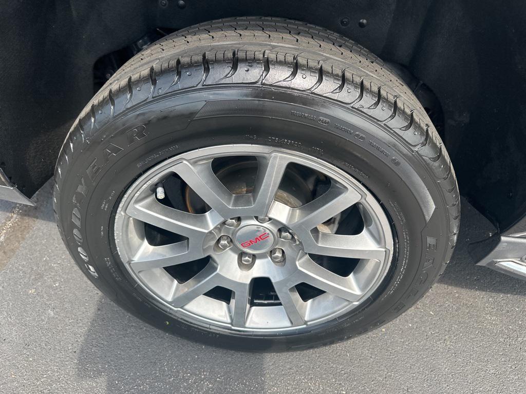 used 2020 GMC Yukon XL car, priced at $33,500