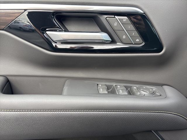 new 2025 Chevrolet Suburban car, priced at $83,376