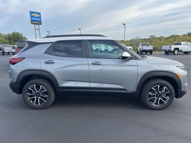 new 2025 Chevrolet TrailBlazer car, priced at $33,430