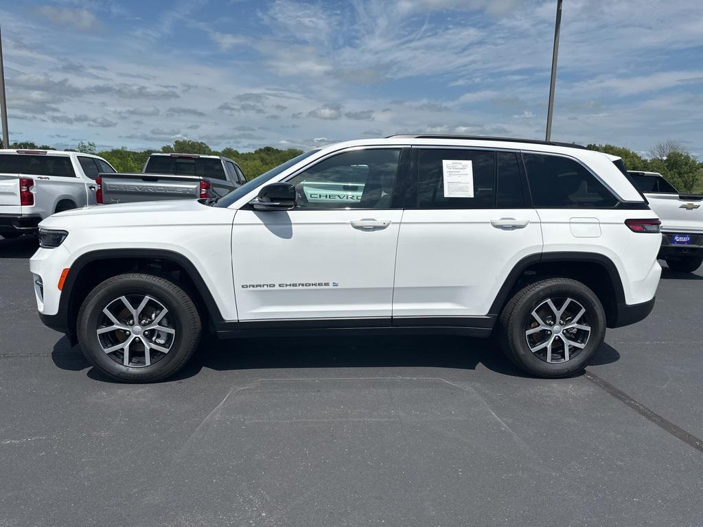 used 2024 Jeep Grand Cherokee car, priced at $37,350