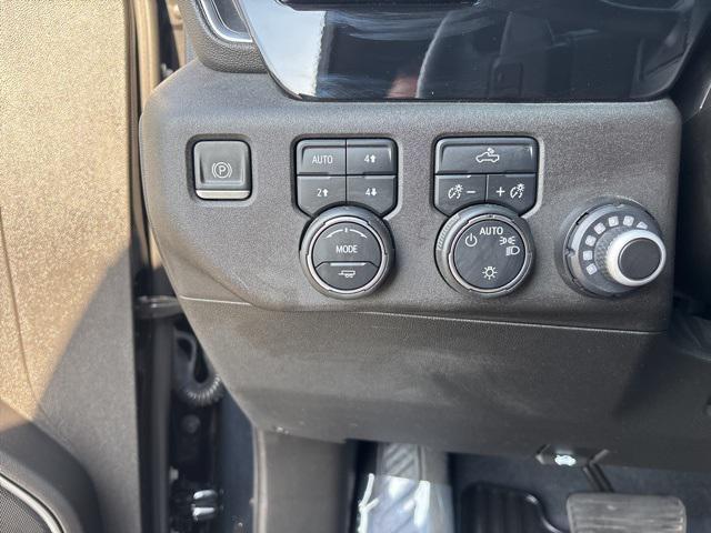used 2022 Chevrolet Silverado 1500 car, priced at $40,995