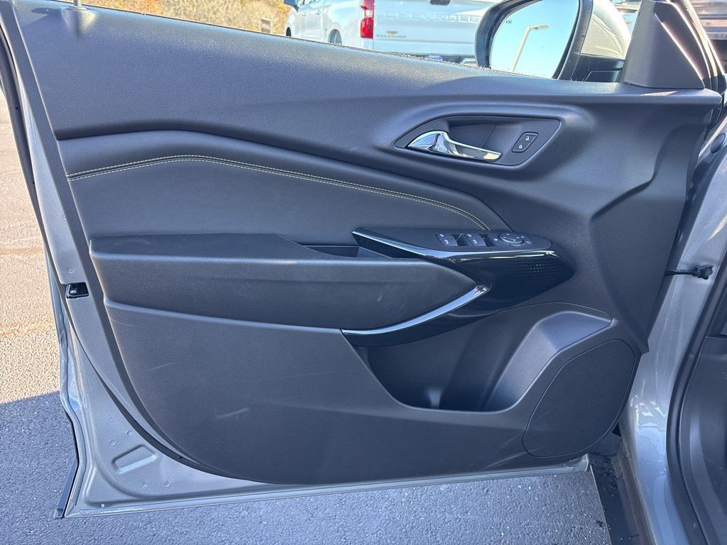 new 2026 Chevrolet Trax car, priced at $25,540