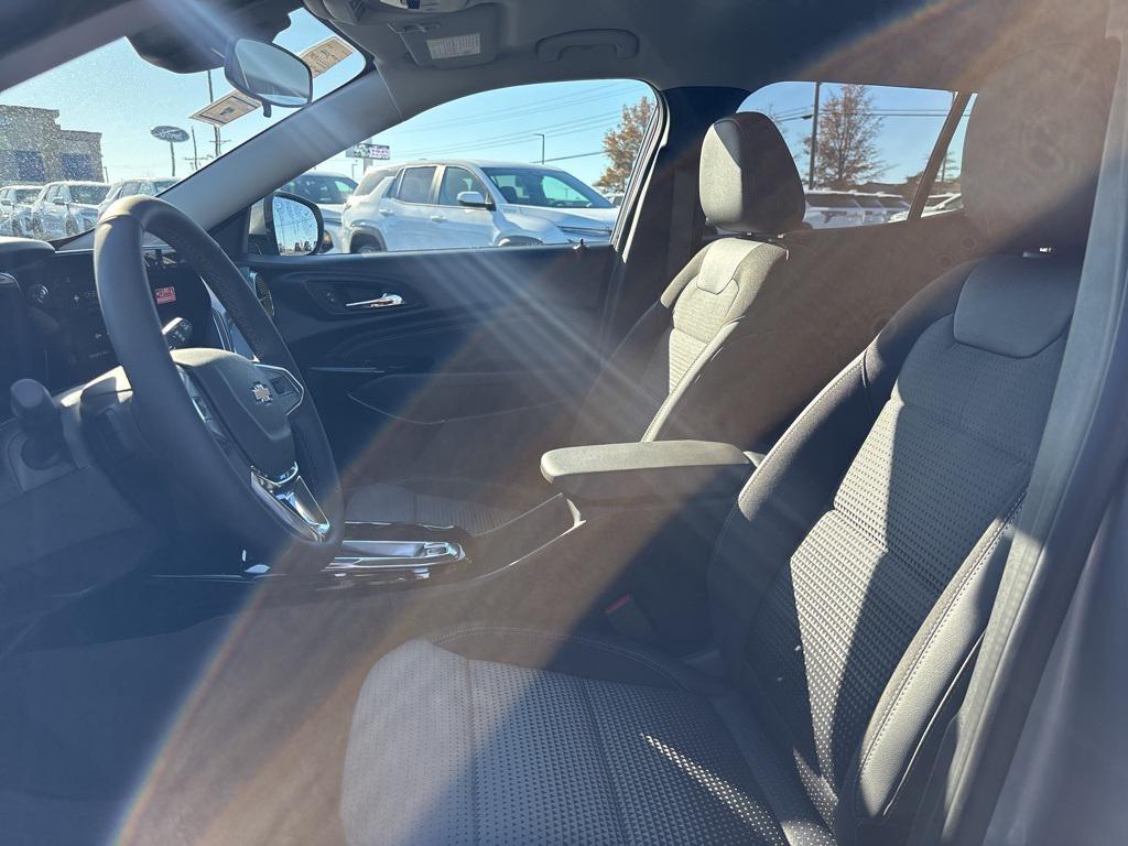 new 2026 Chevrolet Trax car, priced at $25,540