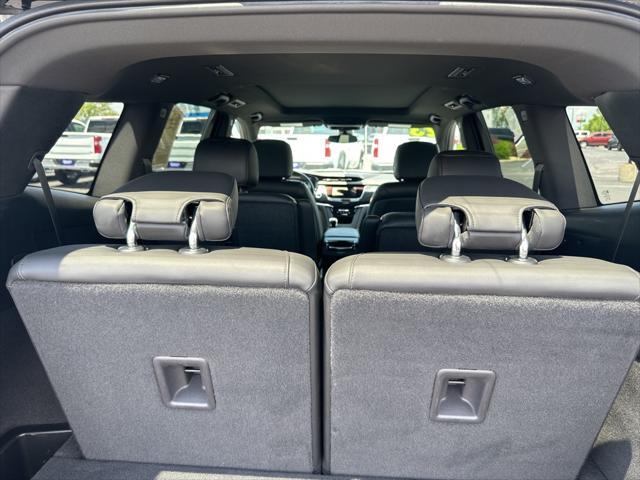 used 2023 Cadillac XT6 car, priced at $38,995