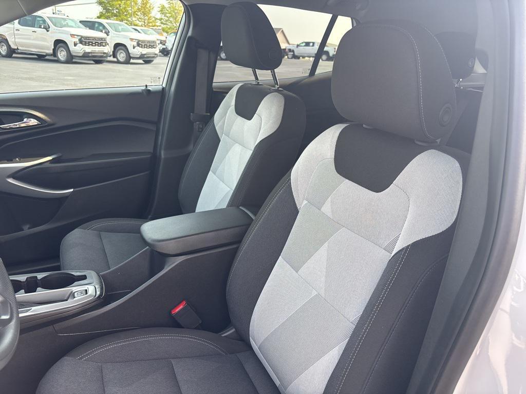 used 2025 Chevrolet Trax car, priced at $21,900