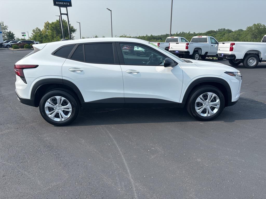 used 2025 Chevrolet Trax car, priced at $21,900