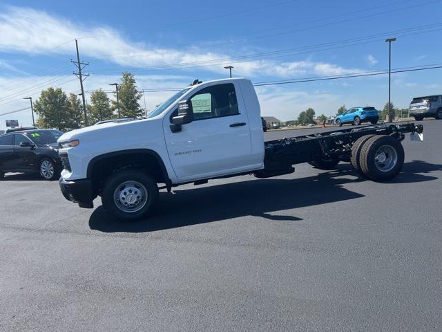 new 2025 Chevrolet Silverado 3500 car, priced at $58,260