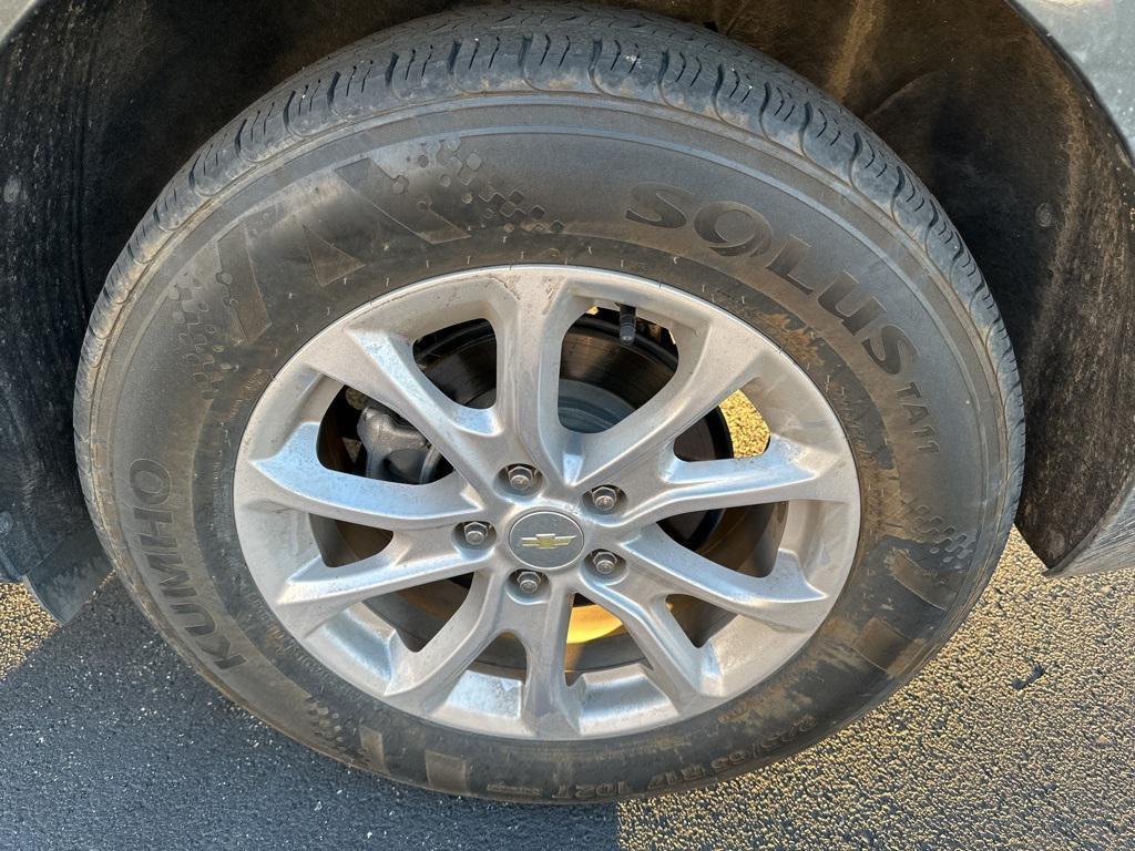 used 2019 Chevrolet Equinox car, priced at $17,199