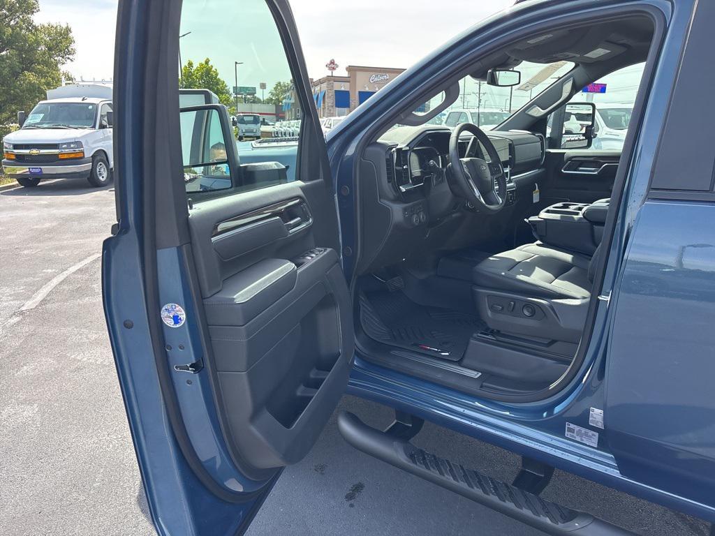 new 2025 Chevrolet Silverado 2500 car, priced at $74,911