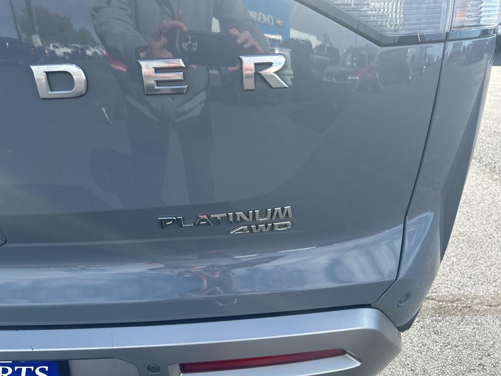 used 2022 Nissan Pathfinder car, priced at $26,500