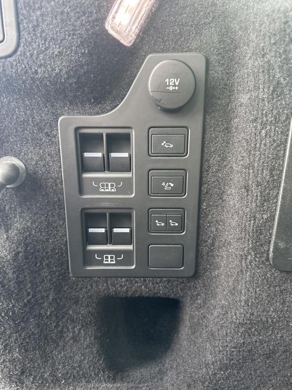 used 2019 Land Rover Discovery car, priced at $26,425