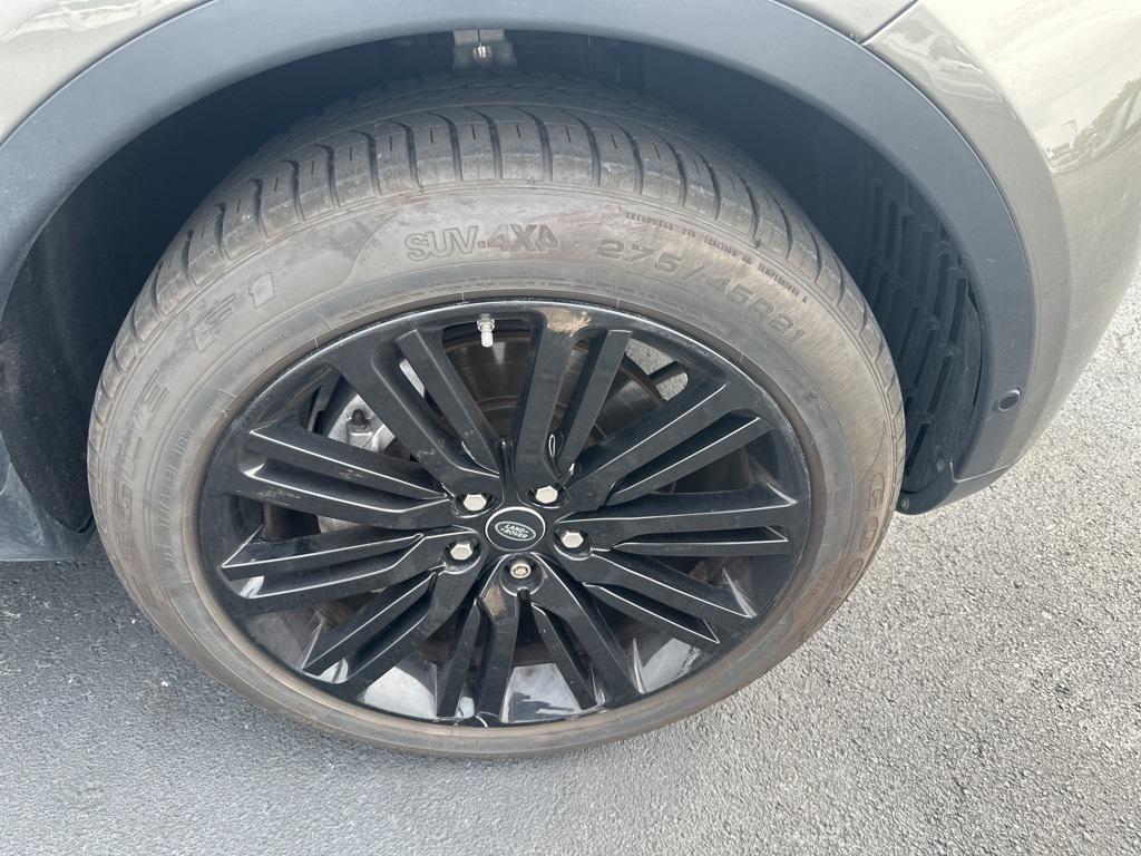 used 2019 Land Rover Discovery car, priced at $26,425
