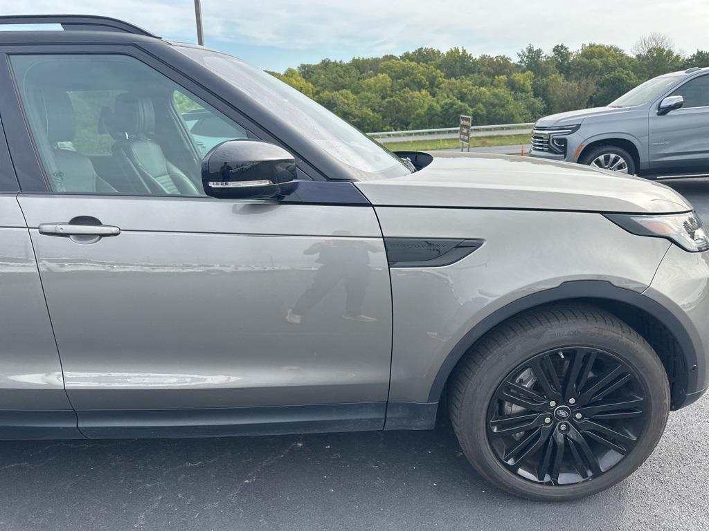 used 2019 Land Rover Discovery car, priced at $26,425