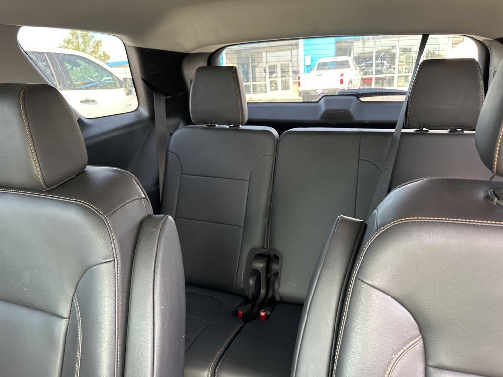 used 2021 Chevrolet Traverse car, priced at $25,890