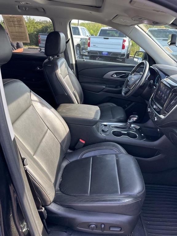 used 2021 Chevrolet Traverse car, priced at $25,890