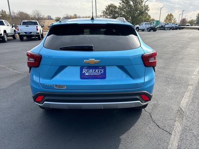 new 2025 Chevrolet Trax car, priced at $24,925