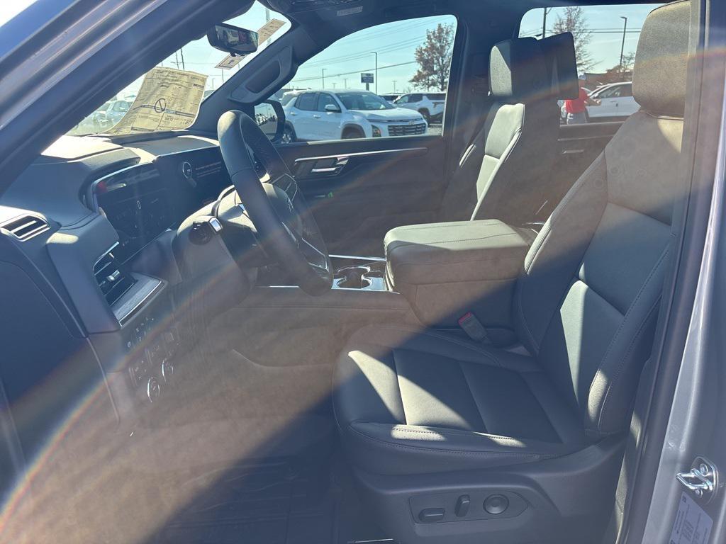 new 2026 Chevrolet Suburban car, priced at $86,300