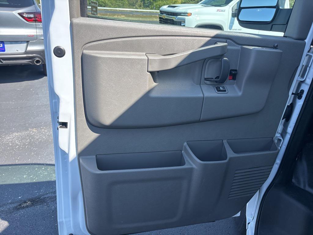 new 2025 Chevrolet Express 2500 car, priced at $40,971