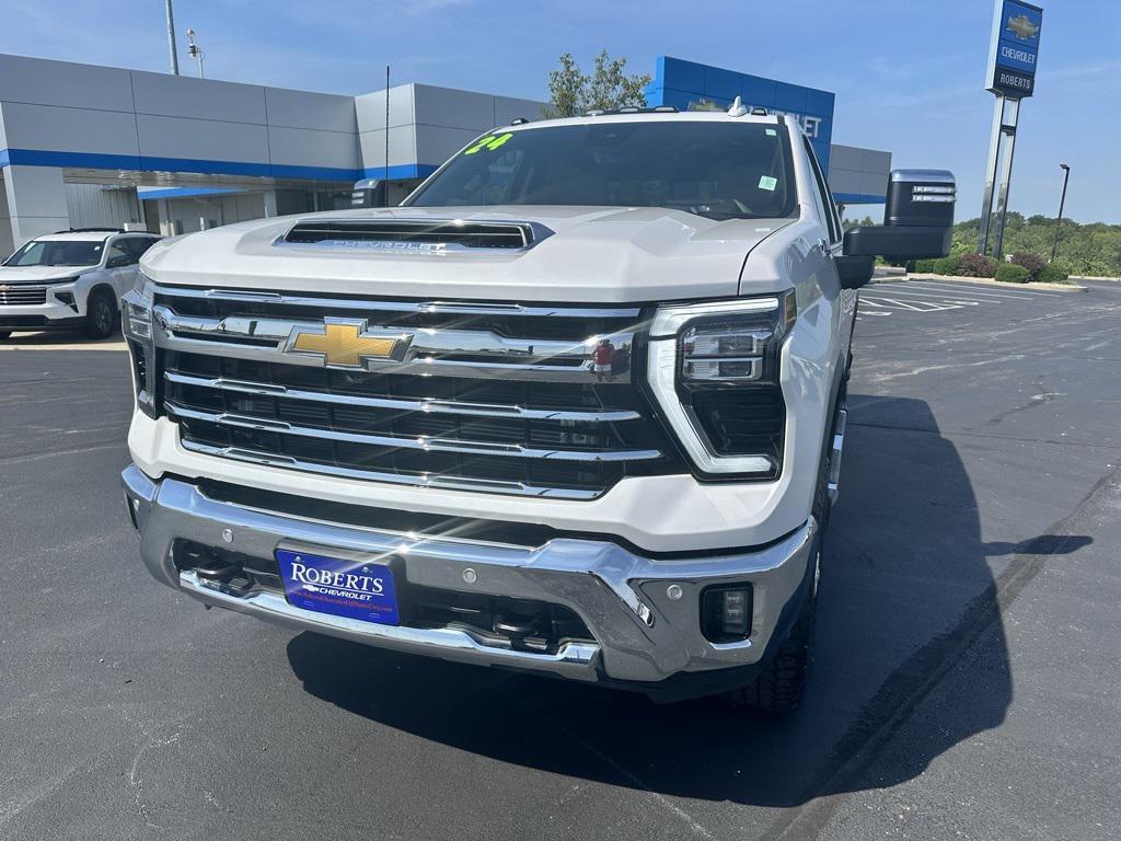 used 2024 Chevrolet Silverado 3500 car, priced at $64,800