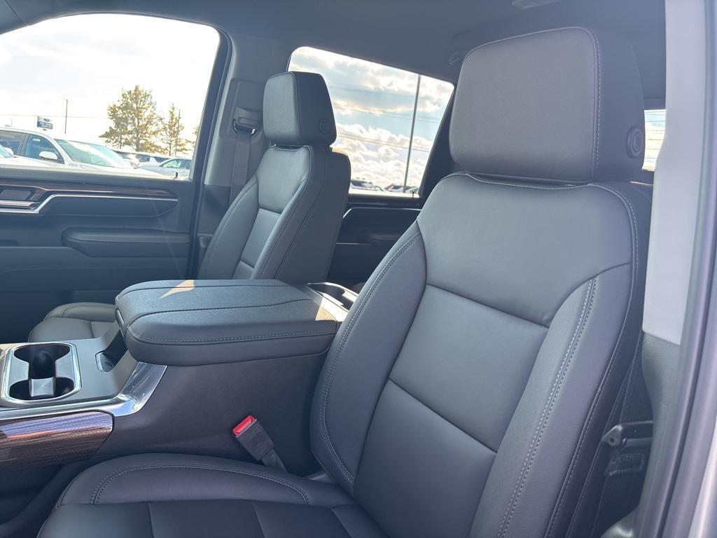 new 2026 Chevrolet Silverado 2500 car, priced at $77,600