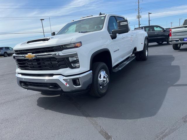 new 2025 Chevrolet Silverado 3500 car, priced at $77,975