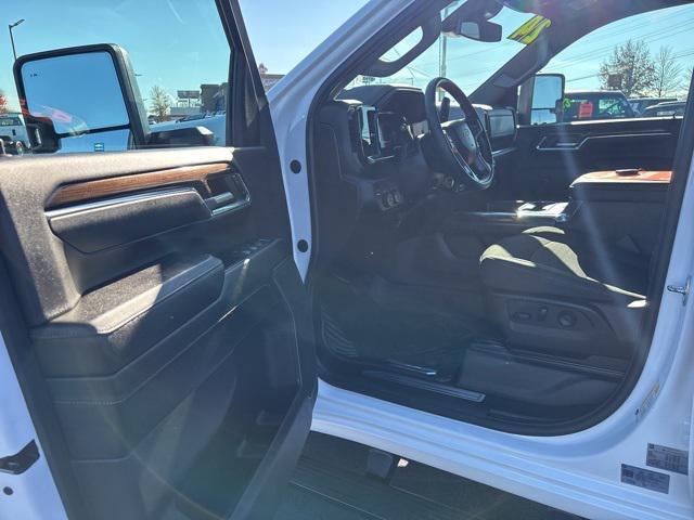 used 2024 Chevrolet Silverado 2500 car, priced at $54,995