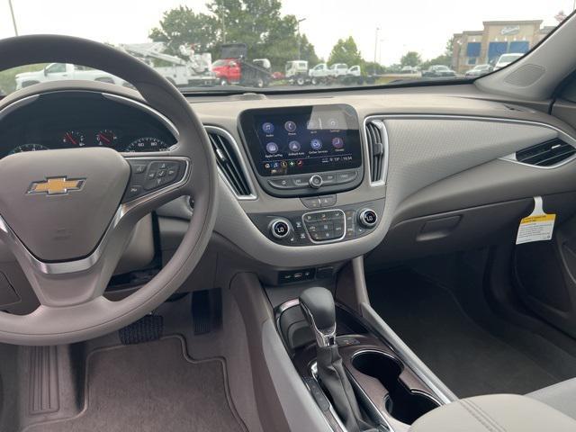 new 2025 Chevrolet Malibu car, priced at $29,295