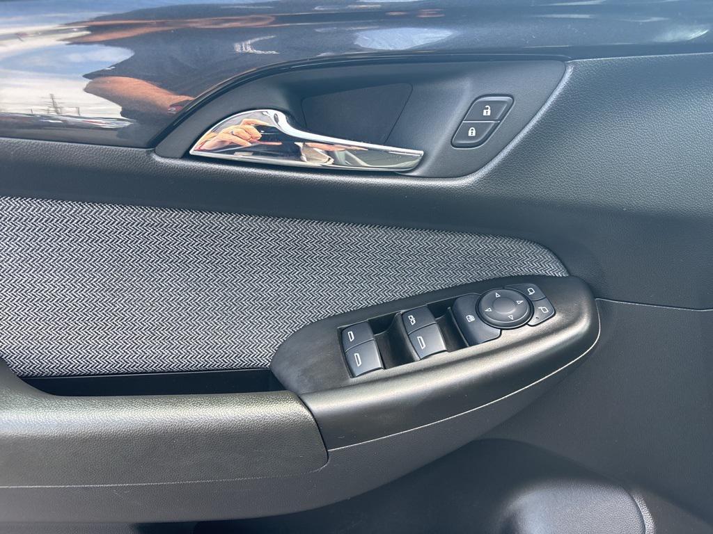 used 2024 Chevrolet TrailBlazer car, priced at $22,300