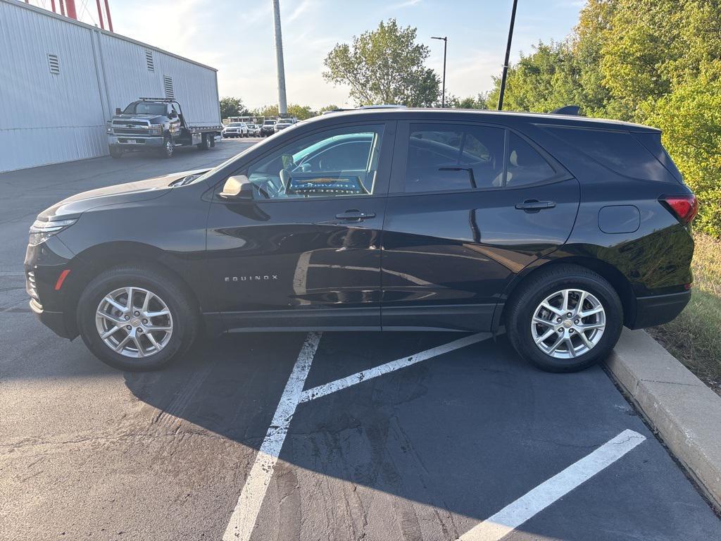used 2022 Chevrolet Equinox car, priced at $19,000