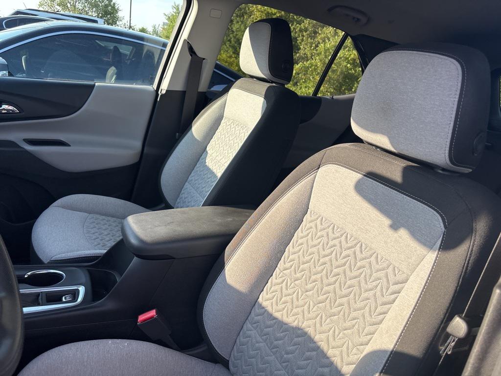 used 2022 Chevrolet Equinox car, priced at $19,000