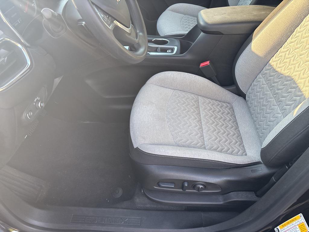 used 2022 Chevrolet Equinox car, priced at $19,000