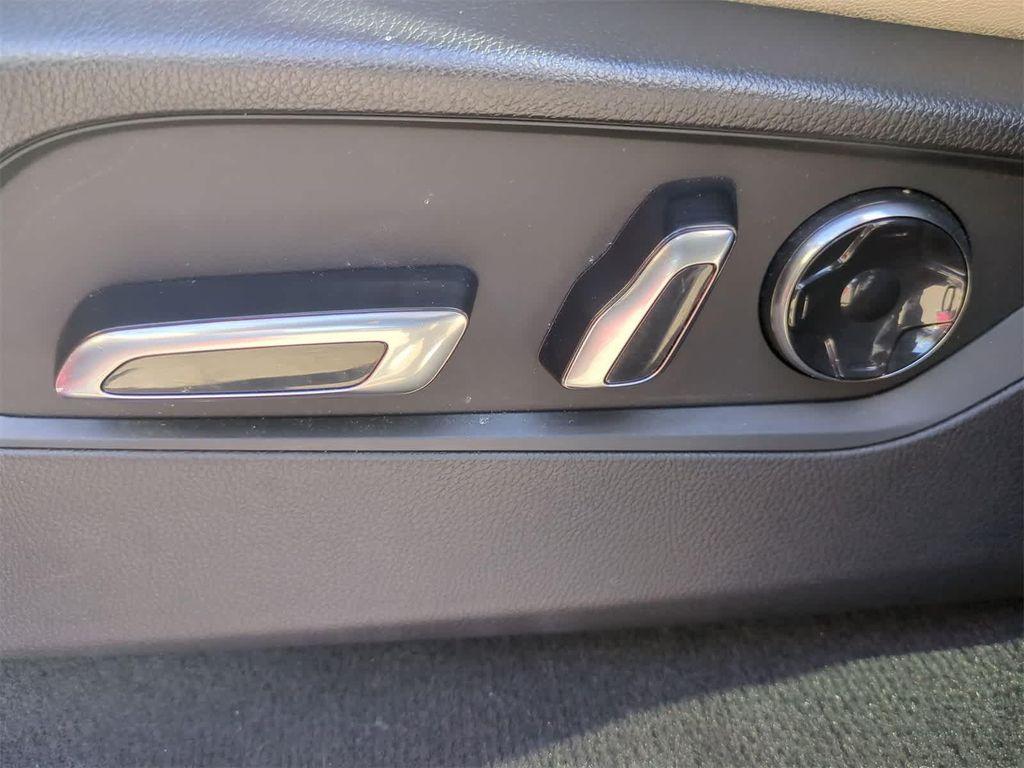 used 2023 Acura MDX car, priced at $41,998