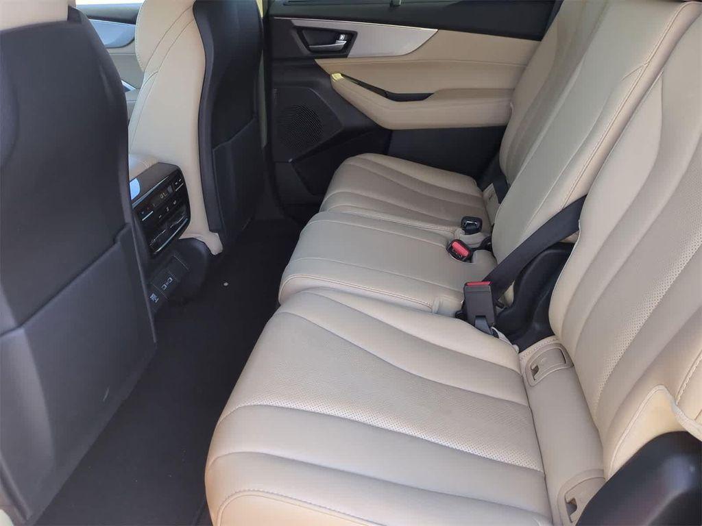 used 2023 Acura MDX car, priced at $41,998