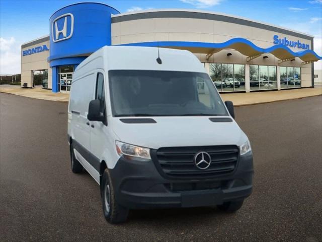 used 2024 Mercedes-Benz Sprinter 2500 car, priced at $46,000