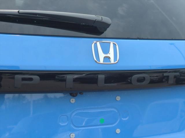 new 2025 Honda Pilot car, priced at $51,305