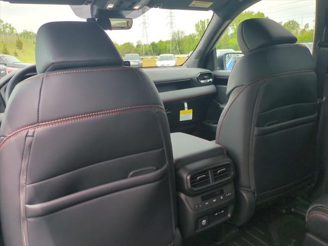 new 2025 Honda Pilot car, priced at $51,305