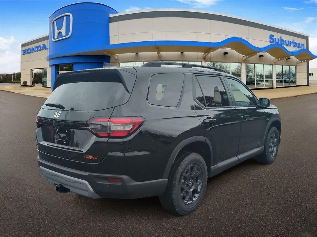 new 2025 Honda Pilot car, priced at $48,932