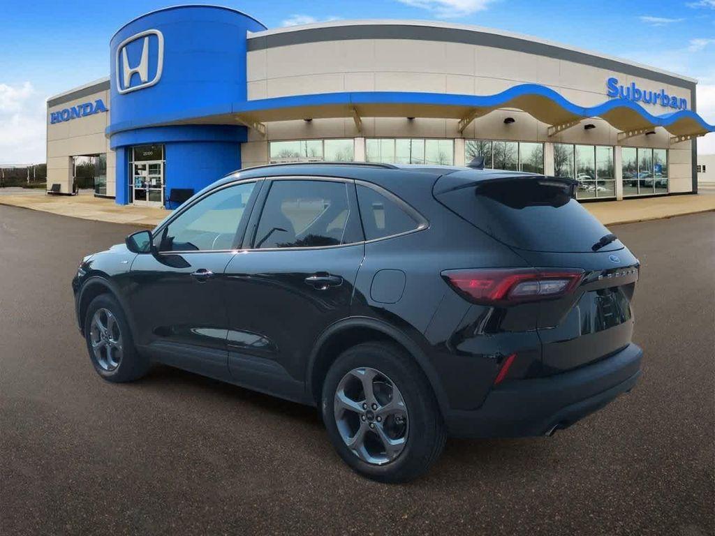 used 2025 Ford Escape car, priced at $27,500