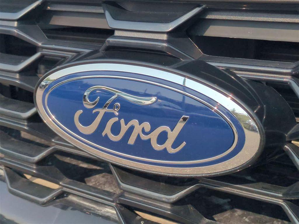 used 2025 Ford Escape car, priced at $27,500