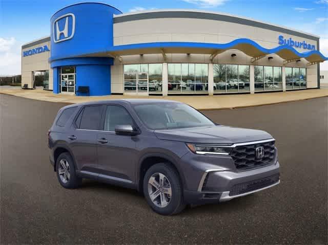 new 2025 Honda Pilot car, priced at $47,725