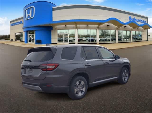 new 2025 Honda Pilot car, priced at $47,725