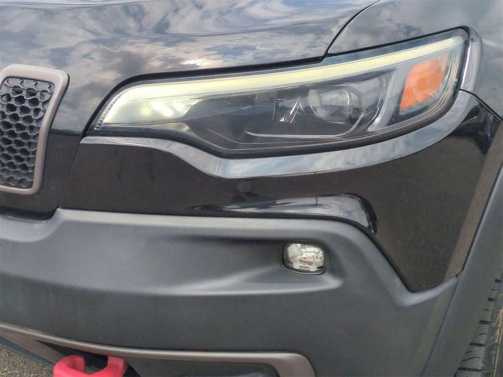 used 2019 Jeep Cherokee car, priced at $15,500